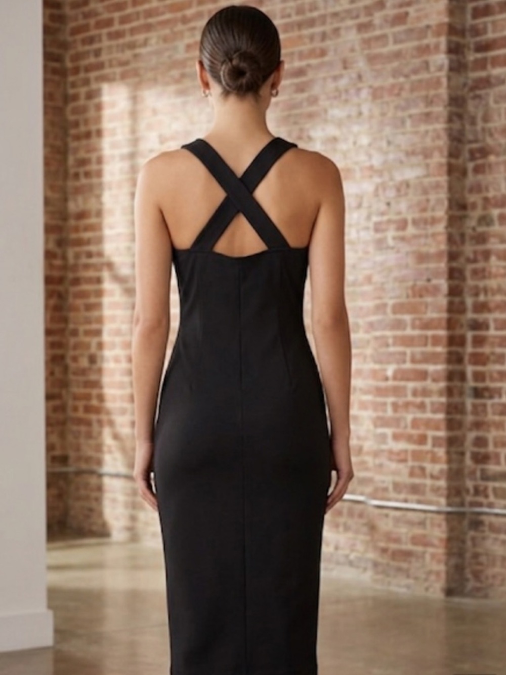 Guess Black Sleeveless Midi Dress with Scoop Neckline criss-cross strap design